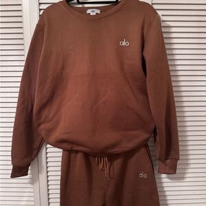 Alo Chocolate Brown Sweatshirt